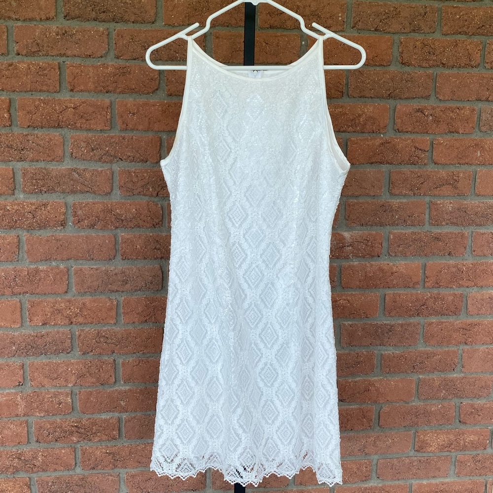 Beautiful boutique lace dress